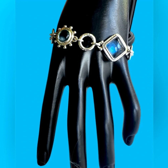Brighton Jules Bracelet beautiful blue crystals.  Very elegant 
STYLE JF8853 - Picture 3 of 5